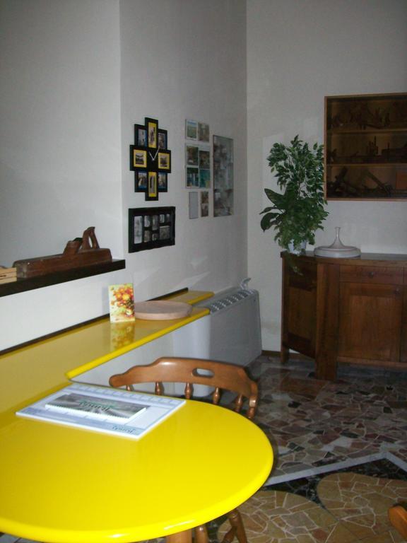 La Bottega Del Falegname Vanzaghello Esterno foto